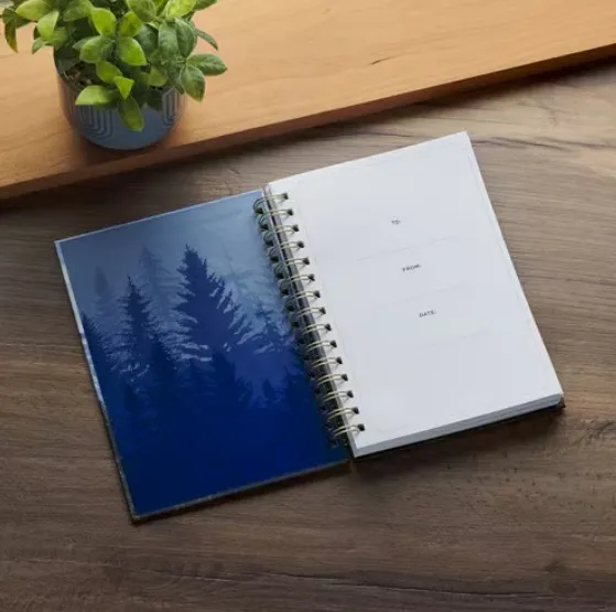 Notizbuch - Be strong & courageous / Sei stark und mutig / Jos 1:9 - mit Spiralbindung, Bergmotif