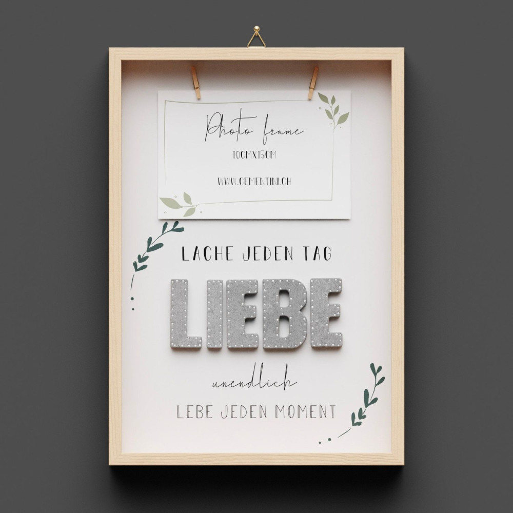 Cementini Wandbild aus Holz "LIEBE" - mit Holzklammern für ein Foto