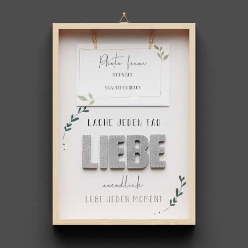 Cementini Wandbild aus Holz "LIEBE" - mit Holzklammern für ein Foto