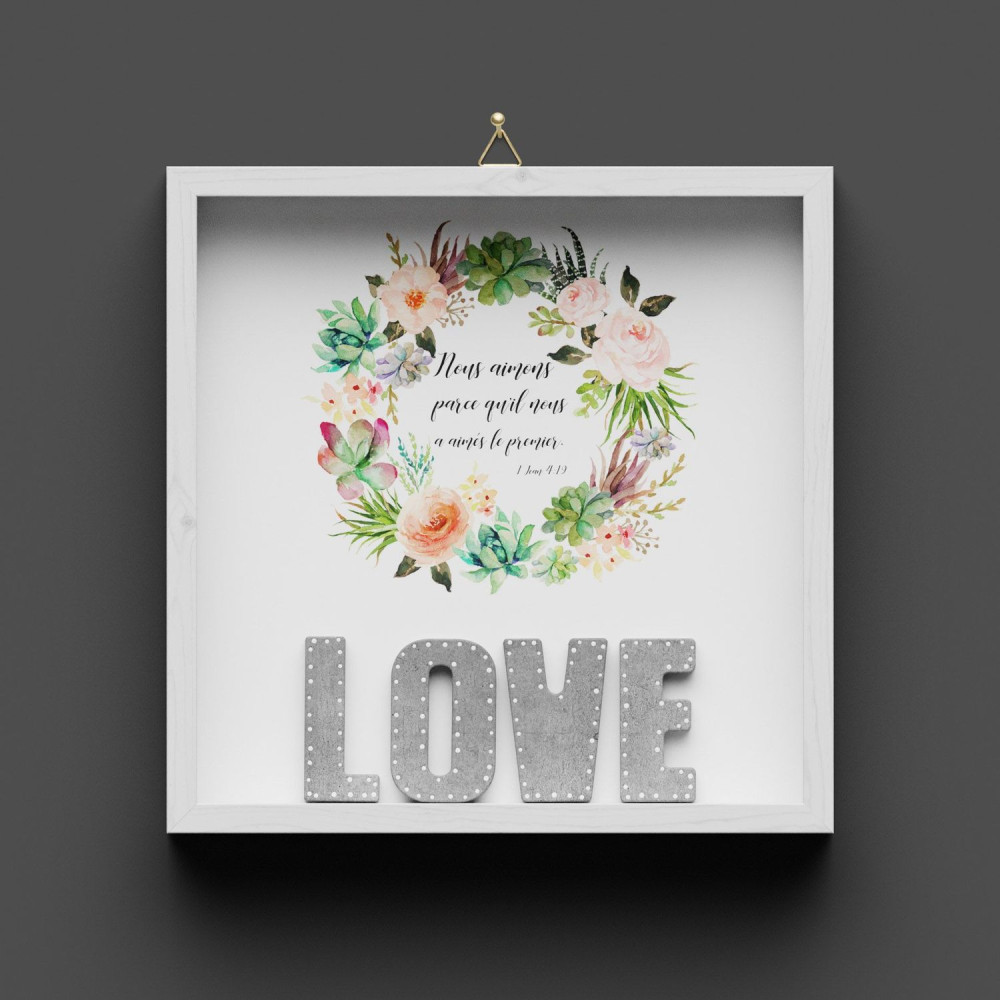 Cadre en bois LOVE - lettres ciment décor points blancs, cadre peint en blanc, avec crochet