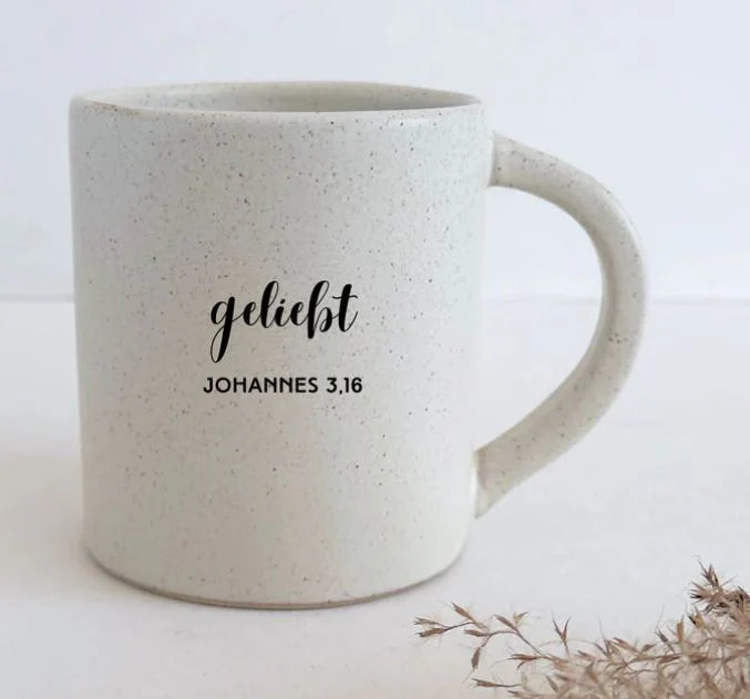 Tasse - geliebt - Steingut, beige gesprenkelt, 400ml