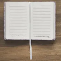Notizbuch - Trust the in the Lord / Vertraue dem Herrn - Kunstleder mit elastischem Verschluss